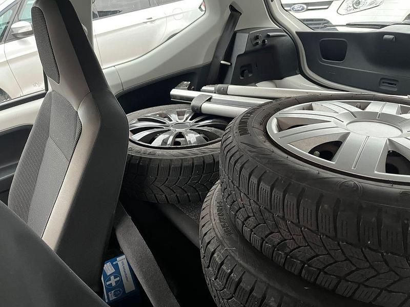 Gebraucht VW up! high up! 75 PS (55 kW) 2012 Weiß Kleinwagen