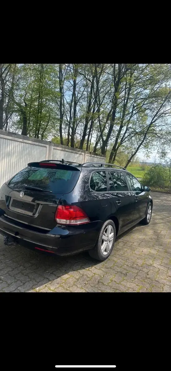 Second-hand VW Golf VII 140 CP (102 kW) 2012 Negru Break