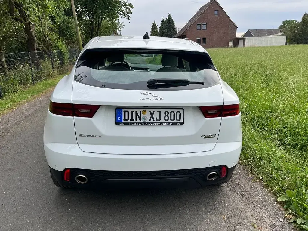 Gebraucht Jaguar E-Pace 250 PS (183 kW) 2020 Weiß SUV