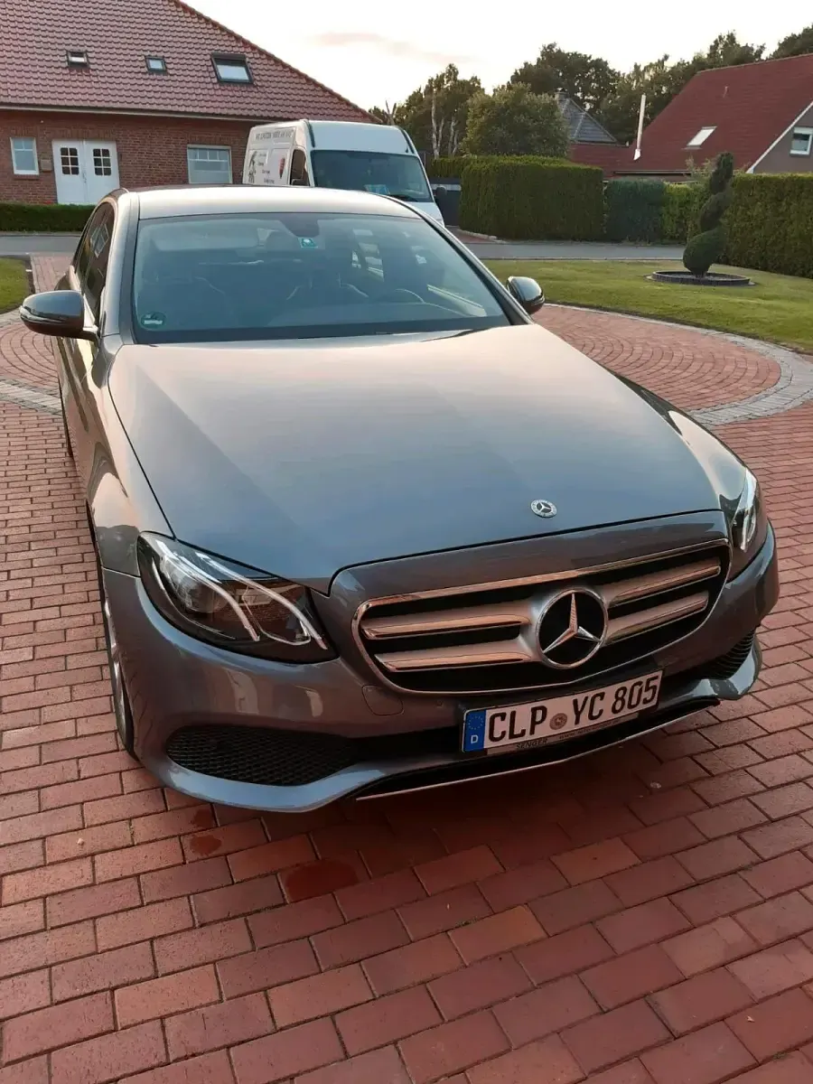 Usata Mercedes E200 184 CV (135 kW) 2017 Grigio Berlina