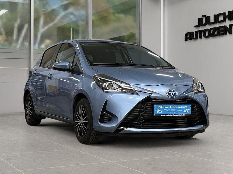 Blau Gebraucht 2017 Toyota Yaris Comfort Kleinwagen | 10.690 € (Guter Preis) - Bild 1/4