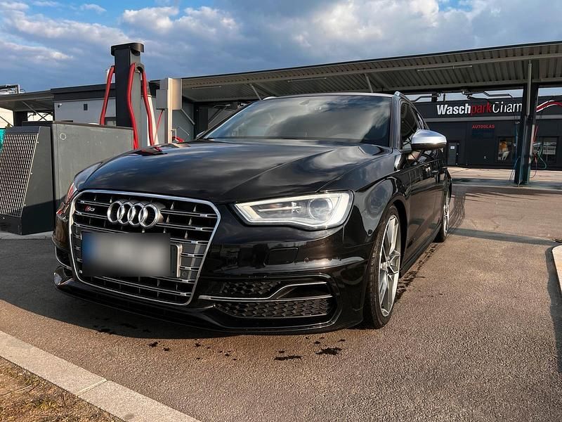 Gebraucht Audi S3 Sportback 300 PS (220 kW) 2014 Schwarz Kleinwagen