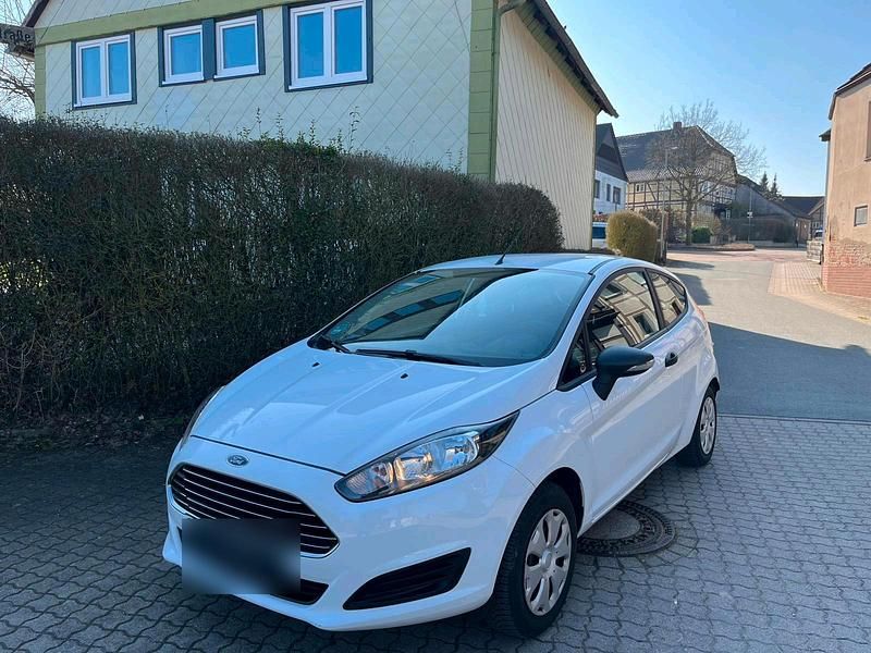 Gebraucht Ford Fiesta 2014 Weiß Kleinwagen
