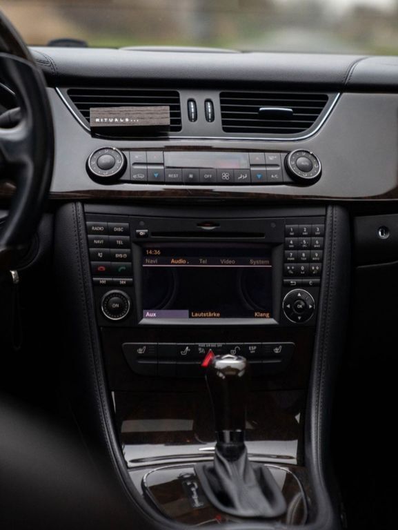 Schwarz Gebraucht 2009 Mercedes CLS350 Edition Coupé | 16.150 € (Teuer) - Bild 1/4