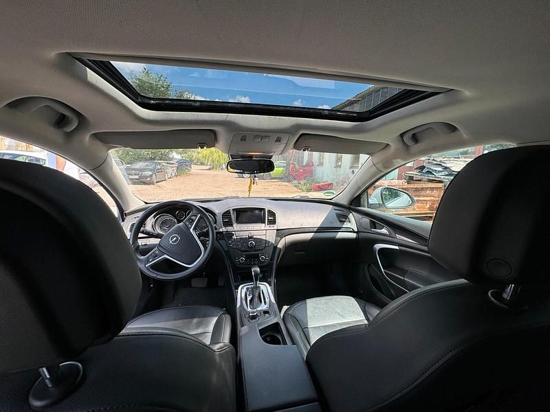 Gebraucht Opel Insignia 160 PS (117 kW) 2011 Silber Limousine