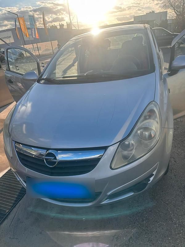 Gebraucht Opel Corsa 80 PS (58 kW) 2009 Silber Kleinwagen