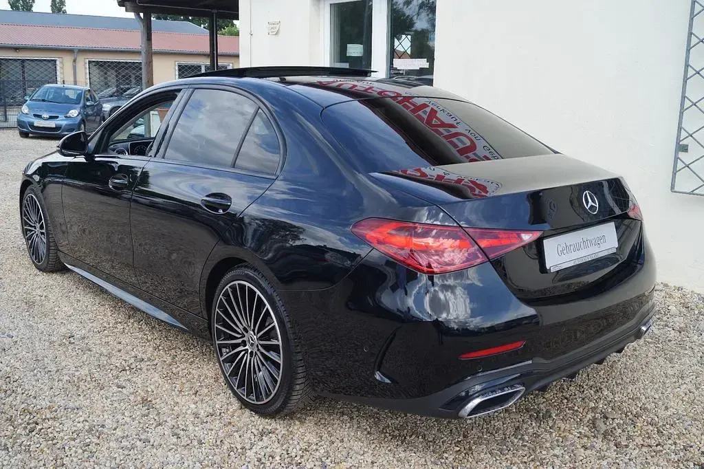 Gebraucht Mercedes C180 AMG 170 PS (125 kW) 2022 Schwarz Limousine