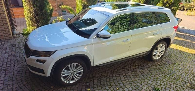 Weiß Gebraucht 2018 Skoda Kodiaq Style SUV | 22.999 € (Guter Preis) - Bild 1/4