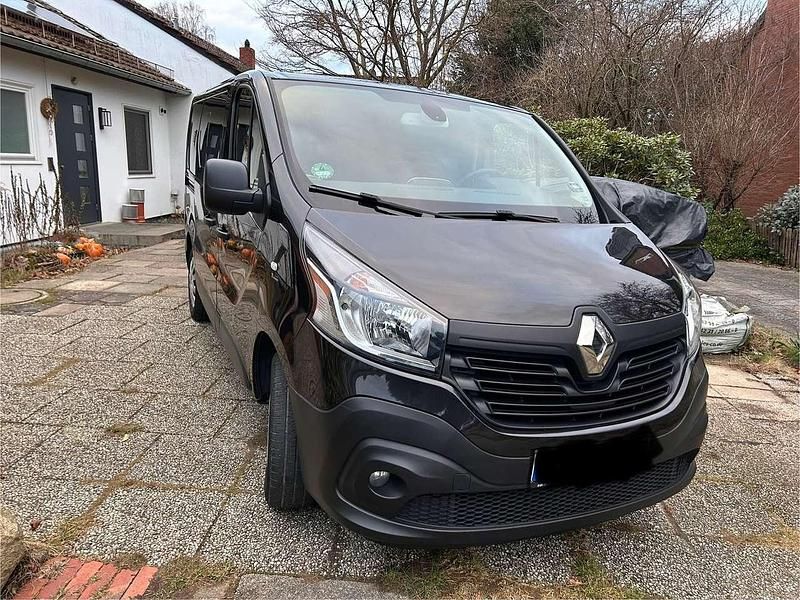 Gebraucht Renault Trafic Authentique 125 PS (91 kW) 2017 Schwarz Van / Kleinbus