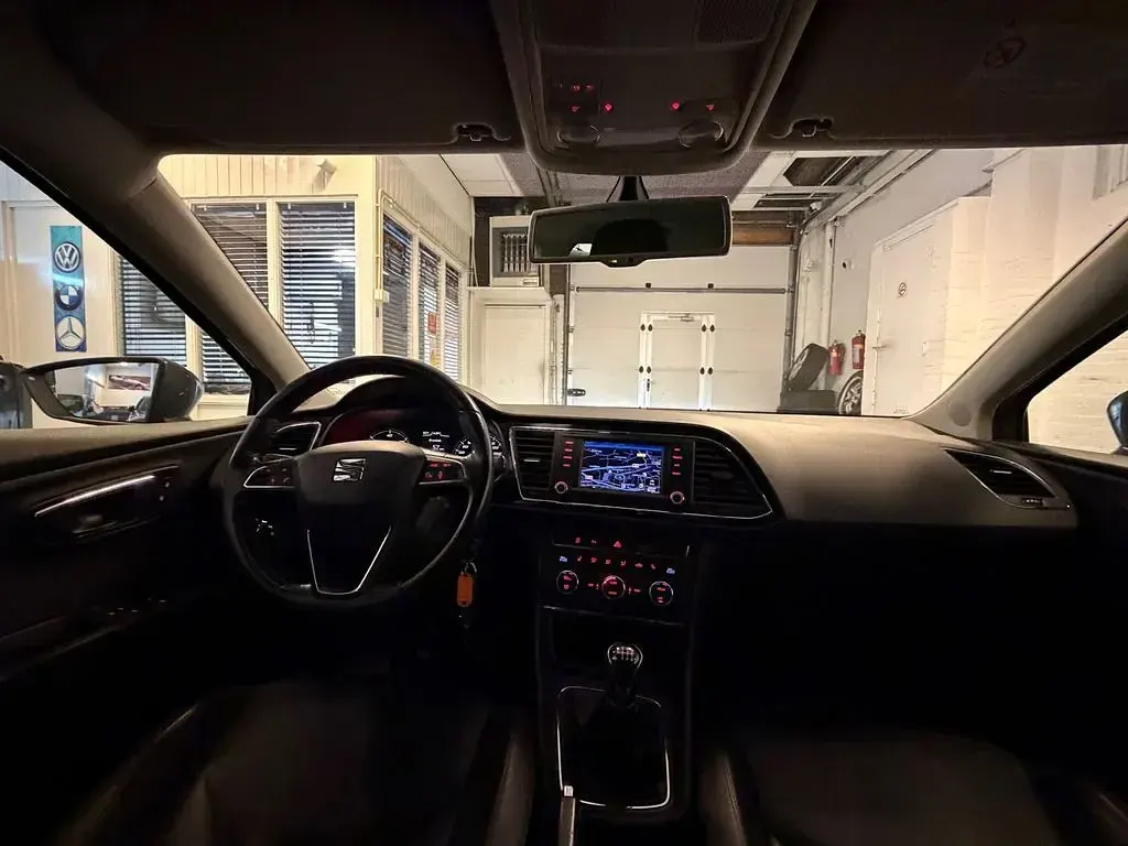 Używany Seat Leon ST Style 110 KM (80 kW) 2014 Szary Kombi