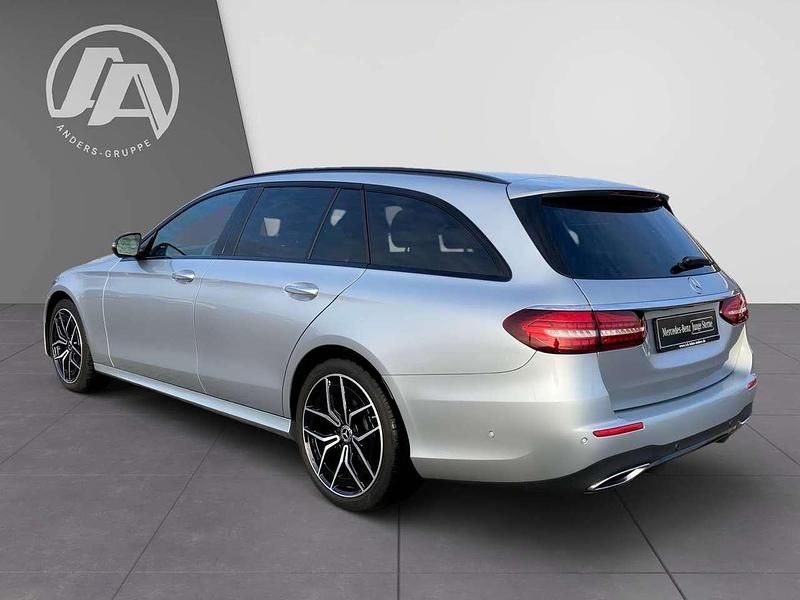 Gebraucht Mercedes E400 AMG 330 PS (242 kW) 2022 Hightech silber Kombi