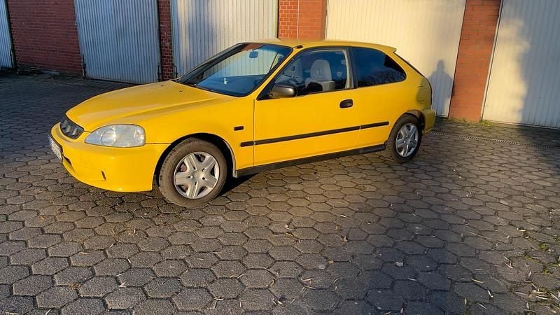 Gelb Gebraucht 2000 Honda Civic Kleinwagen | 3.299 € (Etwas zu teuer) - Bild 1/4