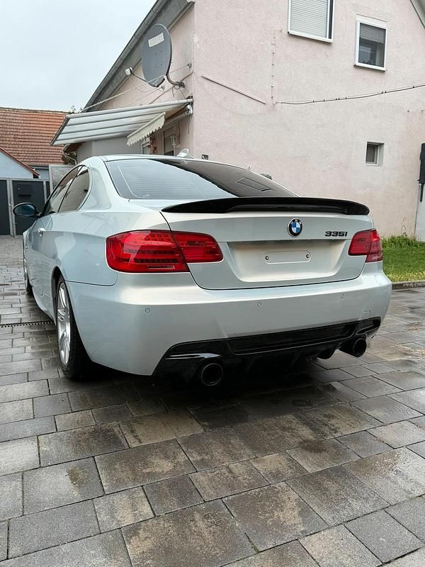 Gebraucht BMW 335 Comfort Edition 306 PS (225 kW) 2008 Silber Coupé