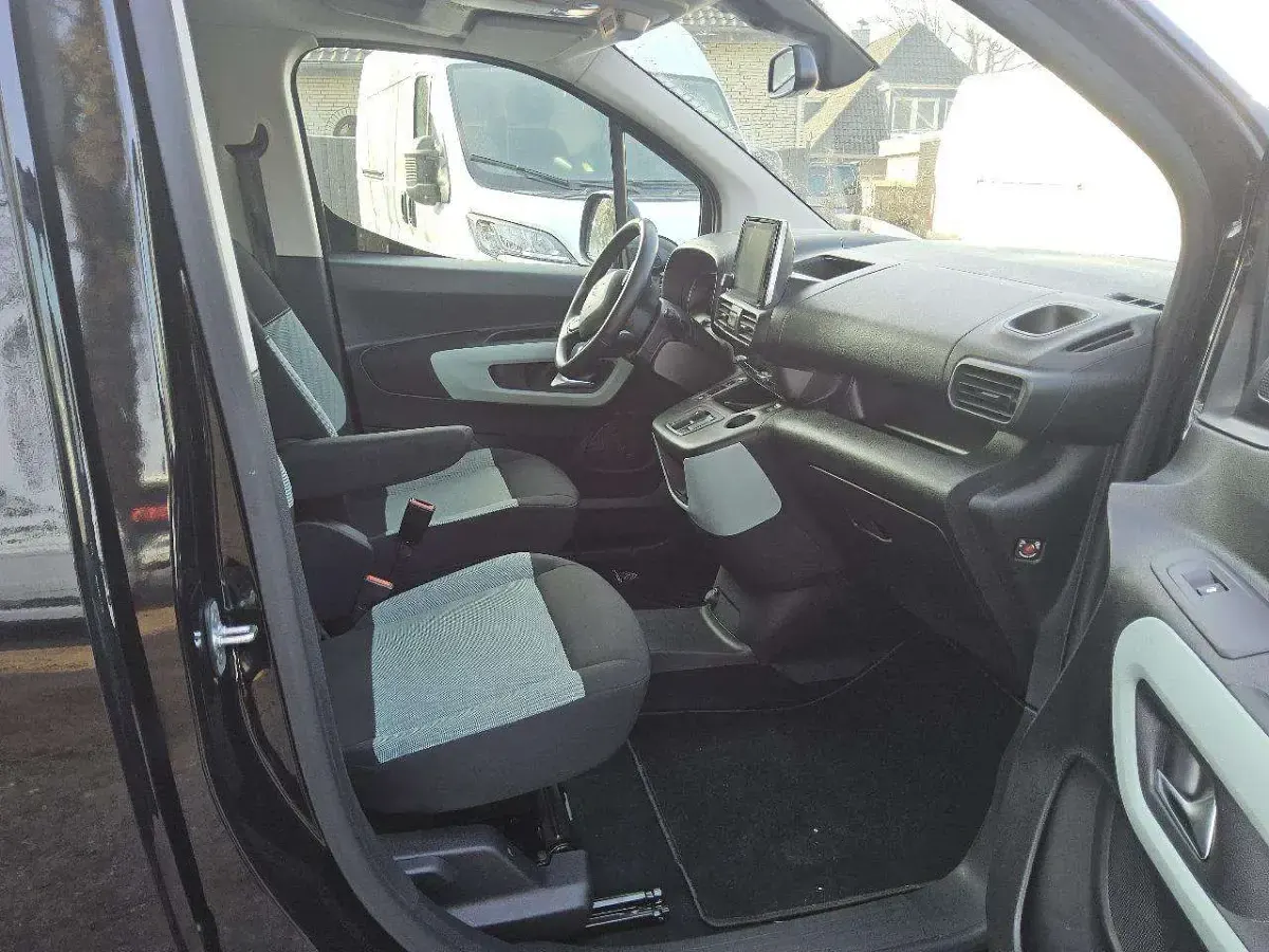 Gebraucht Citroën e-Berlingo Feel 100 kW (136 PS) 2022 Perla nera schwarz Van / Kleinbus