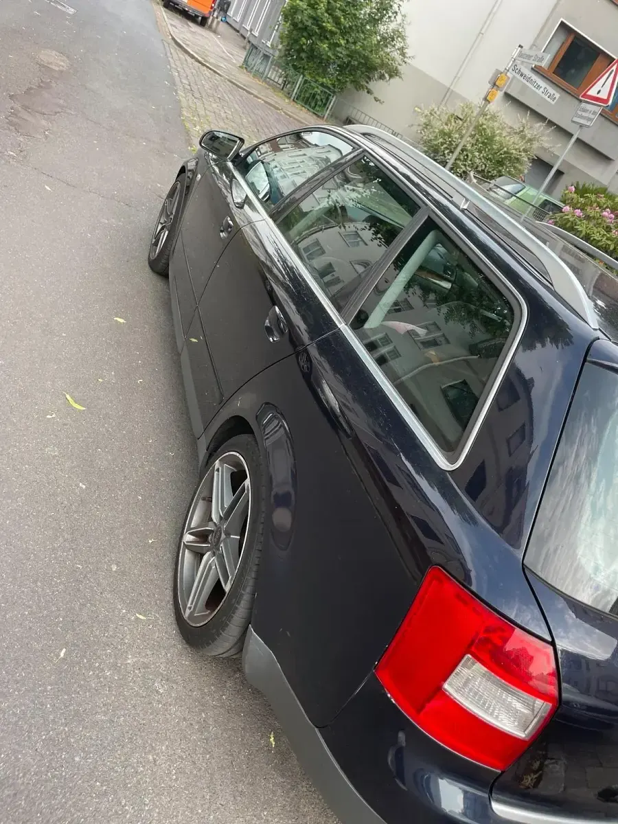 Gebraucht Audi A4 177 PS (130 kW) 2002 Blau Kombi