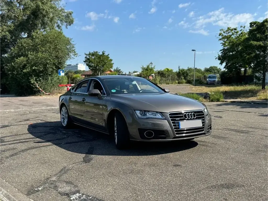Gebraucht Audi A7 Sportback Comfort 245 PS (180 kW) 2010 Braun Kleinwagen