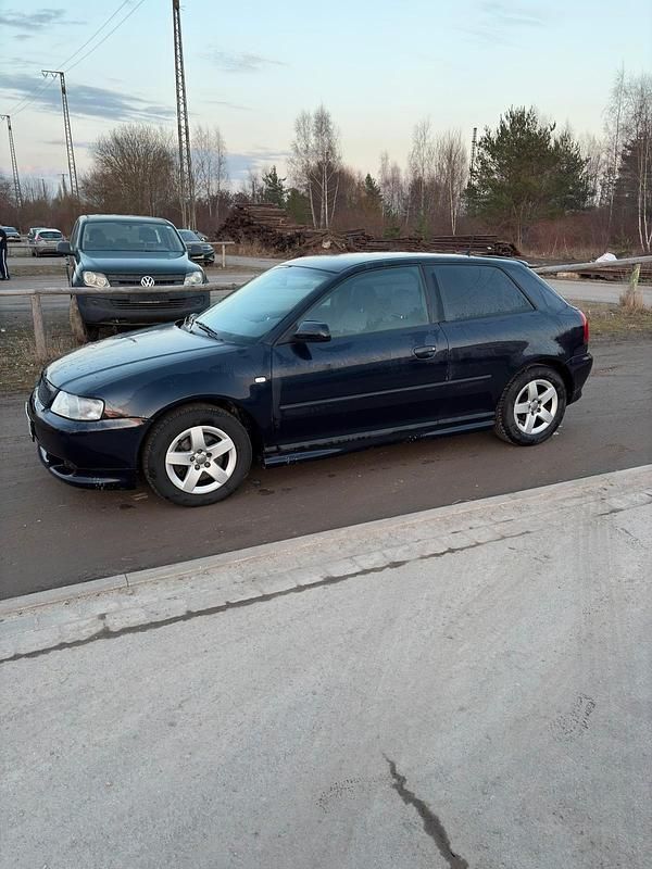 Gebraucht Audi A3 180 PS (132 kW) 2000 Blau Kleinwagen