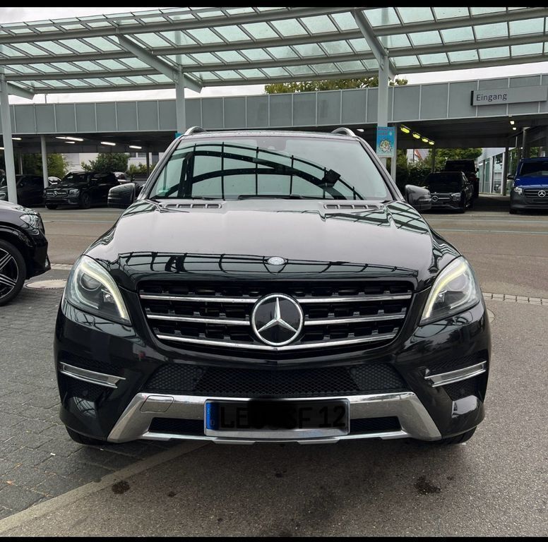 Schwarz Gebraucht 2013 Mercedes ML350 SUV | 17.500 € (Superpreis) - Bild 1/4