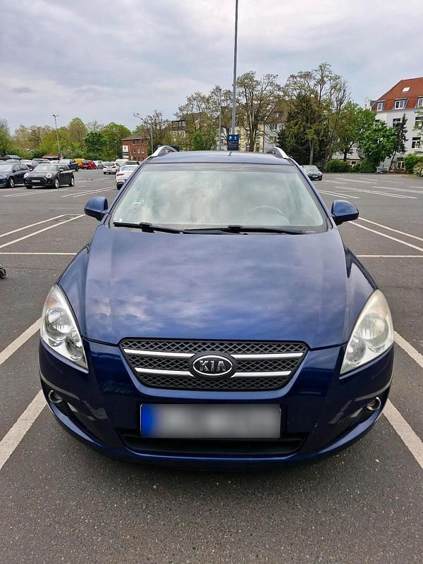 Gebraucht Kia Ceed 143 PS (105 kW) 2008 Blau Kleinwagen