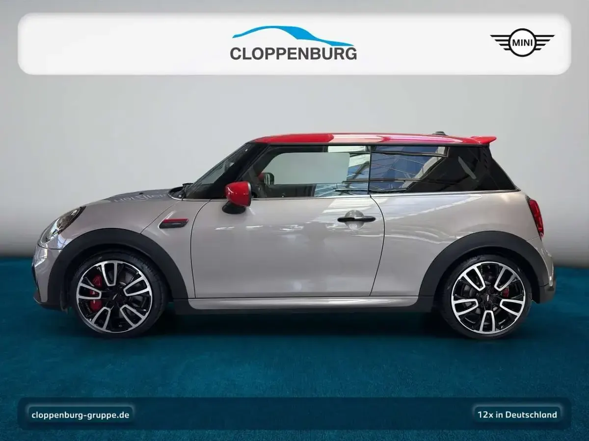 Gebraucht Mini John Cooper Works 231 PS (169 kW) 2021 Rooftop grey Kleinwagen