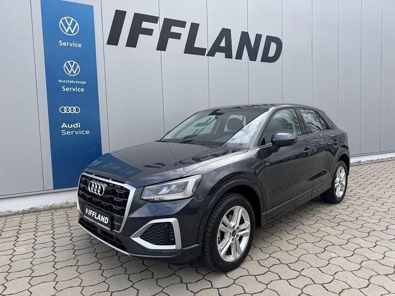 Grau Gebraucht 2022 Audi Q2 Advanced SUV | 22.990 € (Etwas zu teuer) - Bild 1/4