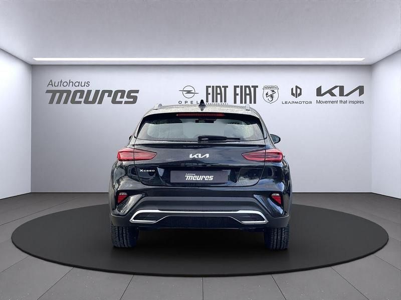 Neu Kia XCeed Vision 140 PS (102 kW) 2026 Grau SUV