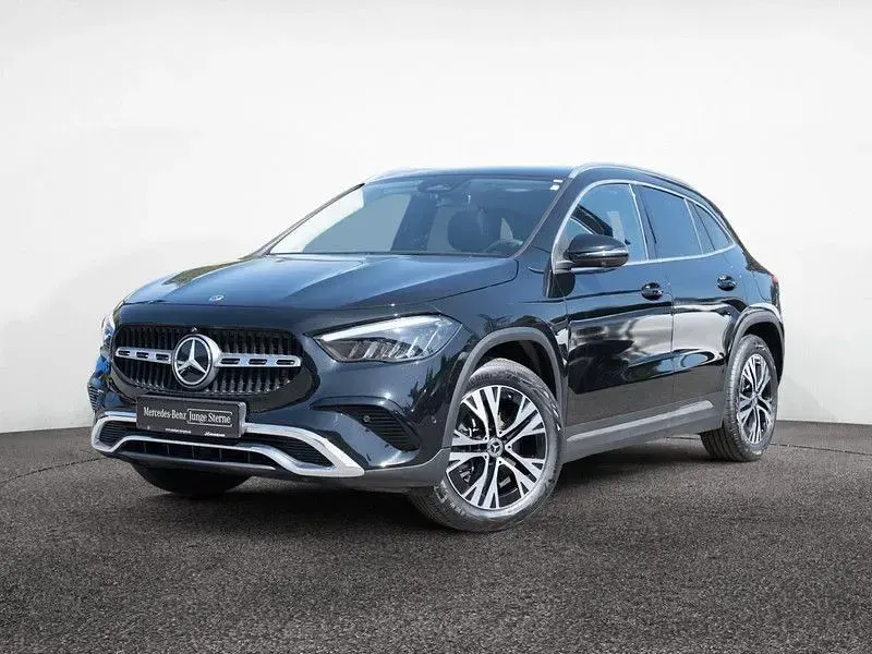 Gebraucht Mercedes GLA220 Progressive 190 PS (139 kW) 2025 Schwarz metalliclack kosmossch SUV