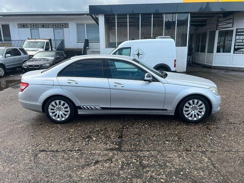Gebraucht Mercedes C200 184 PS (135 kW) 2007 Silber Limousine