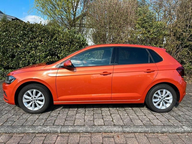 Gebraucht VW Polo Highline 95 PS (69 kW) 2020 Orange Kleinwagen