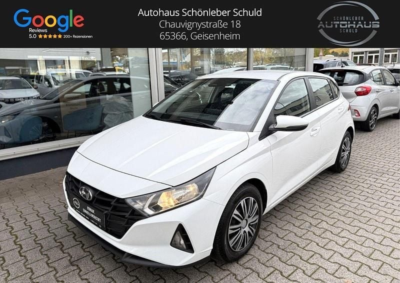 Weiß Gebraucht 2021 Hyundai i20 Select Kleinwagen | 12.490 € (Fairer Preis) - Bild 1/4