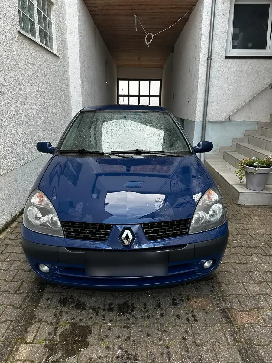 Gebraucht Renault Clio II 75 PS (55 kW) 2002 Blau Kleinwagen