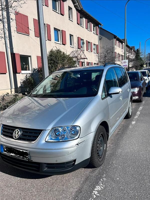 Gebraucht VW Touran 101 PS (74 kW) 2004 Silber Van / Kleinbus