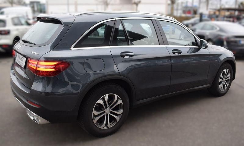 Gebraucht Mercedes GLC220 170 PS (125 kW) 2015 Grau SUV