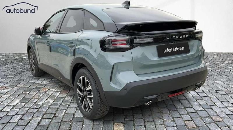 Neu Citroën C4 131 PS (96 kW) 2025 Grün SUV