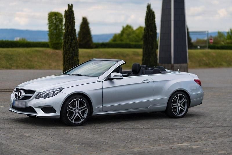 Gebraucht Mercedes E400 333 PS (244 kW) 2014 Silber Cabrio