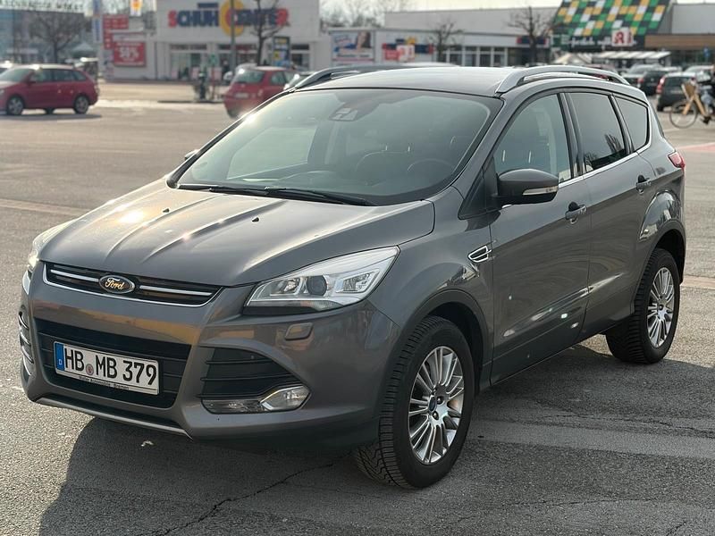 Gebraucht Ford Kuga 150 PS (110 kW) 2013 Grau SUV