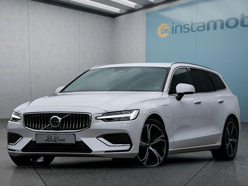 Gebraucht Volvo V60 Plus 349 PS (256 kW) 2024 Weiß Kombi