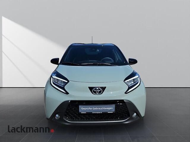 Gebraucht Toyota Aygo Pulse 72 PS (52 kW) 2024 6x3)/ black mica (209) (gruen Kleinwagen