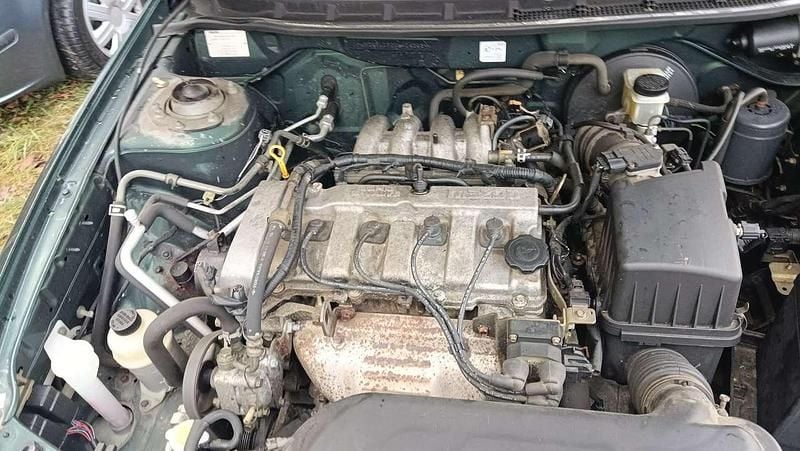 Gebraucht Mazda 626 Exclusive 101 PS (74 kW) 2000 Grün Limousine