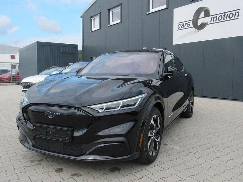 Schwarz Gebraucht 2021 Ford Mustang Mach-E Standard Range SUV | 29.900 € (Guter Preis) - Bild 1/4