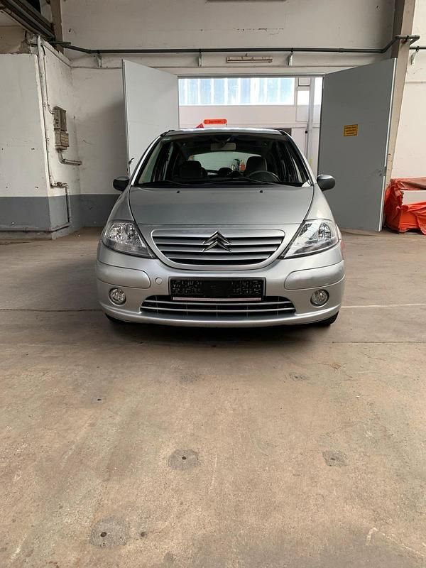 Silber Gebraucht 2003 Citroën C3 Exclusive Kleinwagen | 900 € (Guter Preis) - Bild 1/4