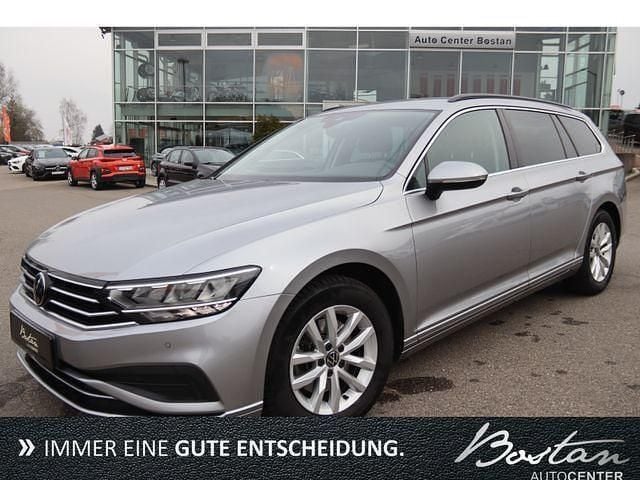 Schwarz metallic Gebraucht 2023 VW Passat Business Kombi | 24.900 € (Superpreis) - Bild 1/4