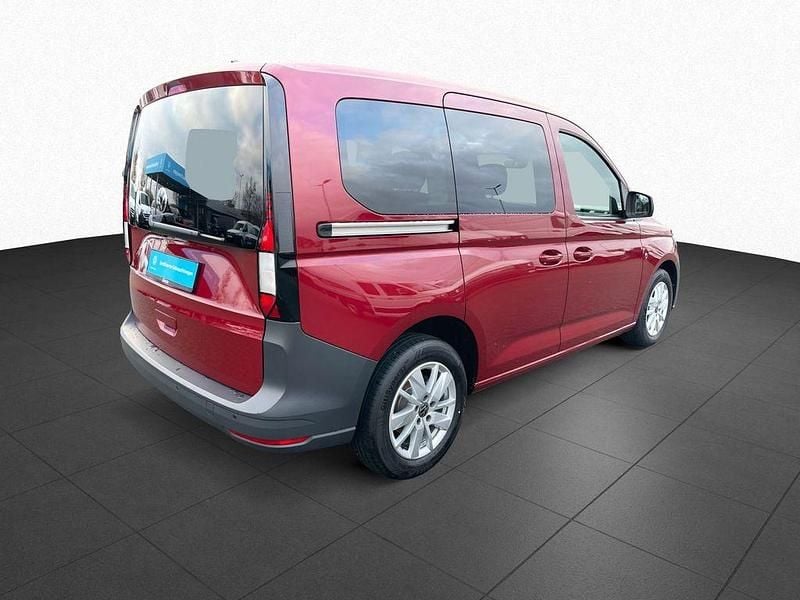 Gebraucht VW Caddy Basis 102 PS (75 kW) 2025 Fortanarot metallic Van / Kleinbus