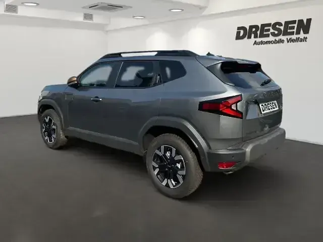 Neu Dacia Duster Extreme 140 PS (102 kW) 2025 Grau SUV