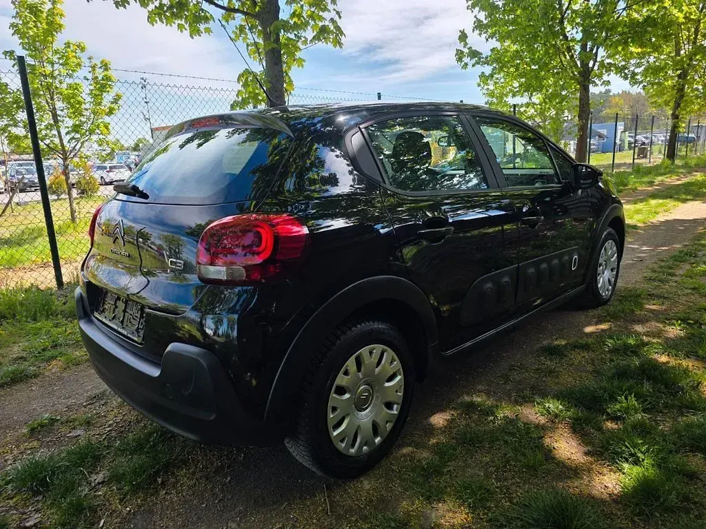 Gebraucht Citroën C3 Feel 110 PS (80 kW) 2017 Schwarz Limousine