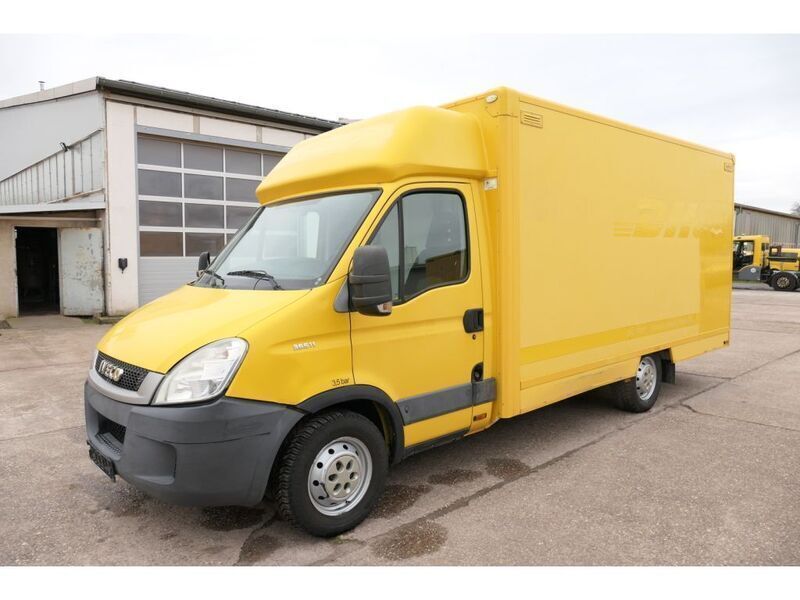 Gelb Gebraucht 2010 Iveco Daily Van | 6.188 € (Guter Preis) - Bild 1/3