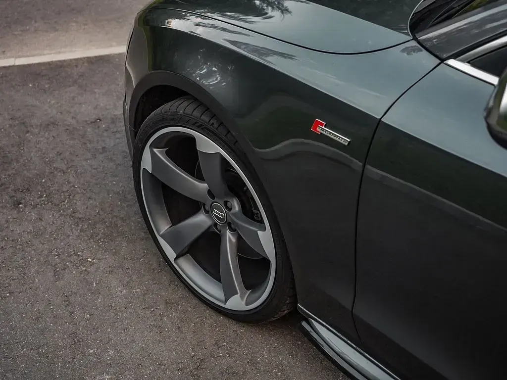 Gebraucht Audi S5 Sport 333 PS (244 kW) 2015 Grau Coupé