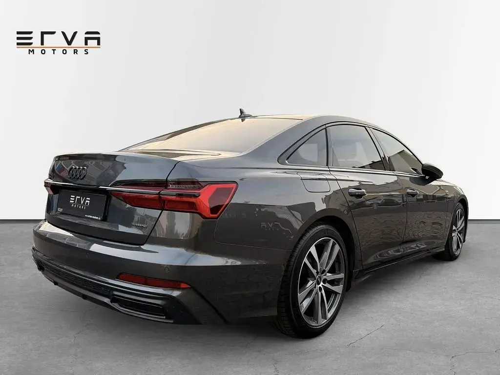 Gebraucht Audi A6 S-Line 204 PS (150 kW) 2022 Grau Limousine