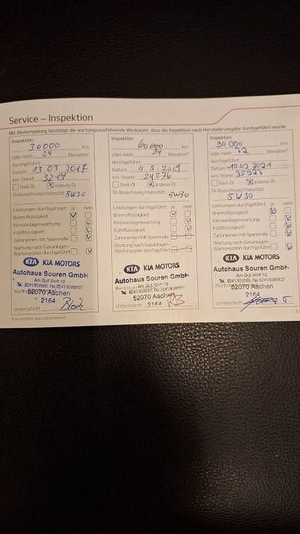 Gebraucht Kia Rio Edition 7 109 PS (80 kW) 2015 Rot Kleinwagen