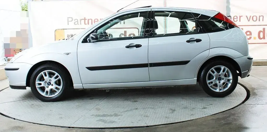 Second-hand Ford Focus 116 CP (85 kW) 2003 Gri Berlinǎ